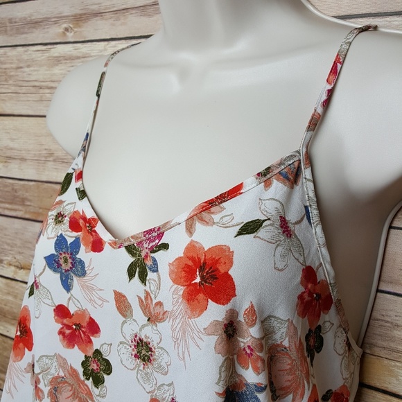 ❌SOLD❌ Hollister Floral criss-cross flowy chiffon - Picture 3 of 6